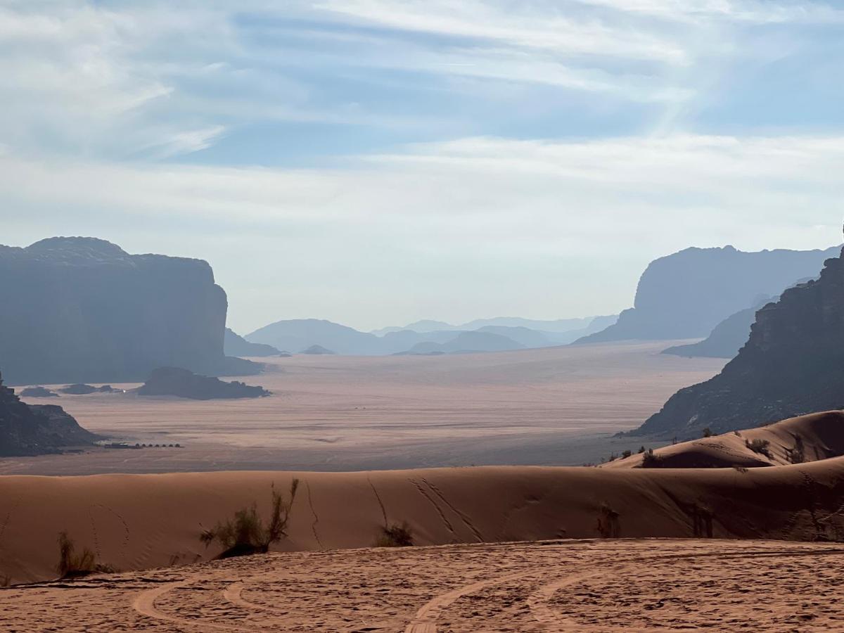 Joy To Wadi Rum Eksteriør billede