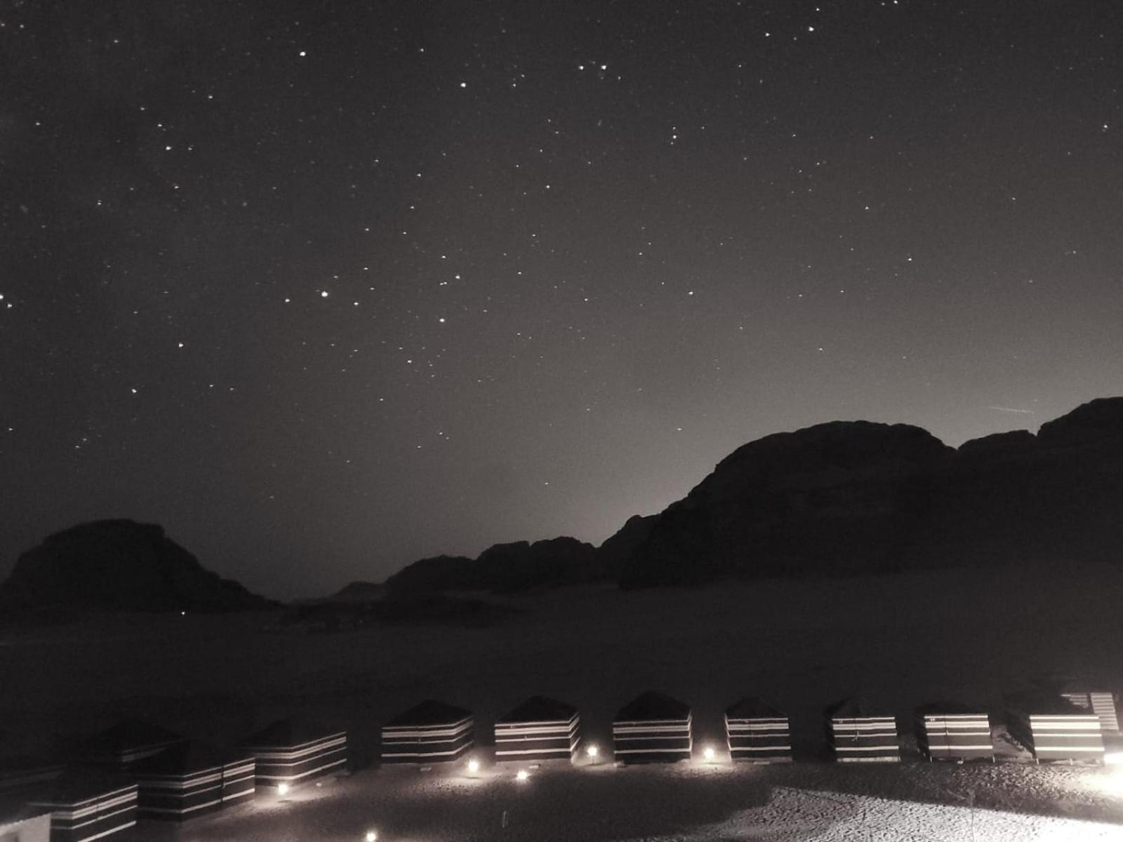 Joy To Wadi Rum Eksteriør billede