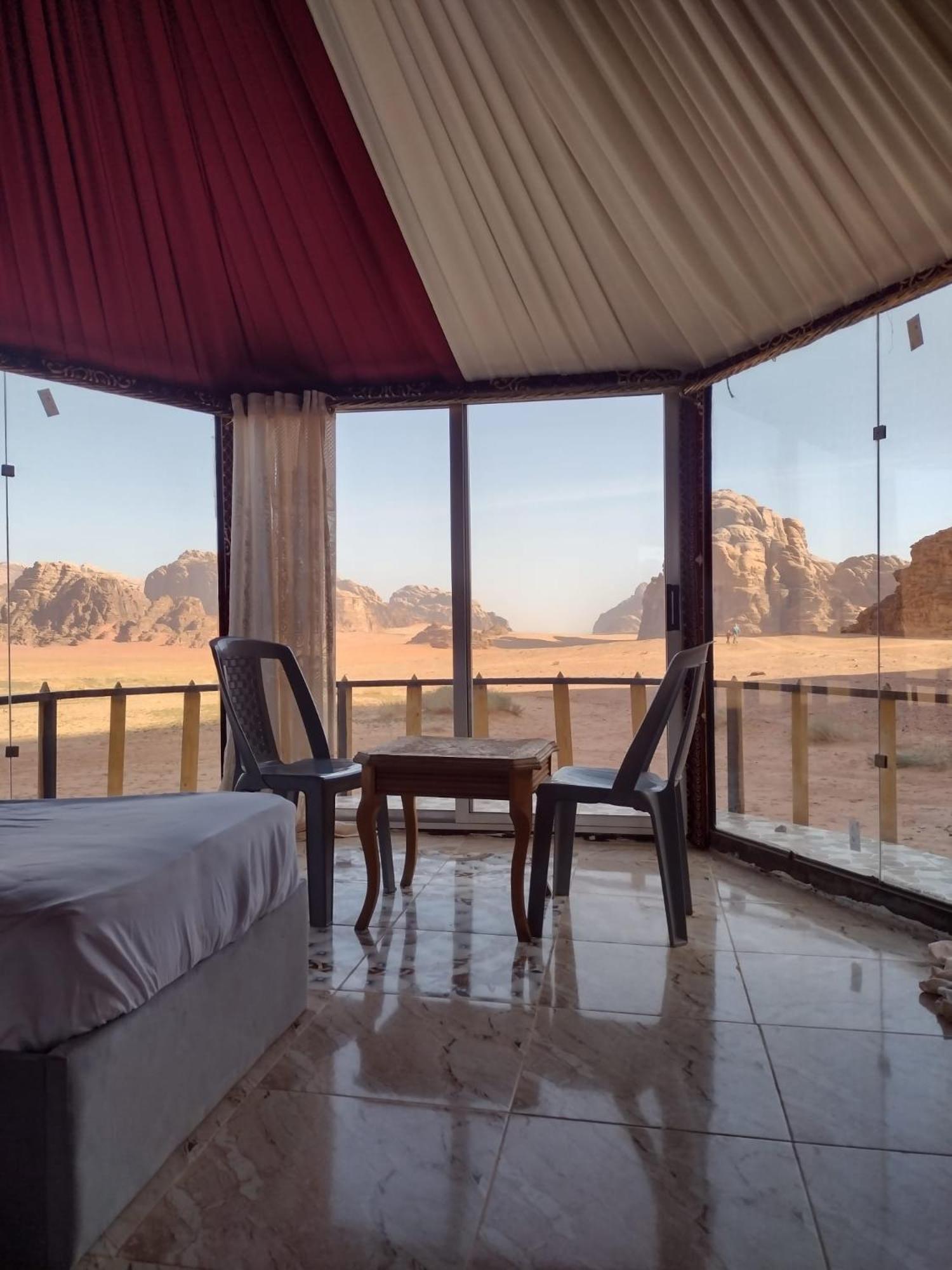 Joy To Wadi Rum Eksteriør billede